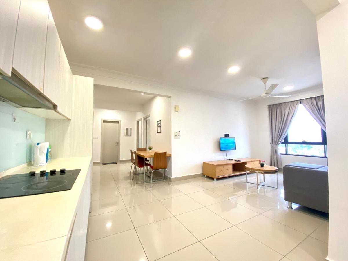 Solstice Cyberjaya By Easy Property Exterior photo